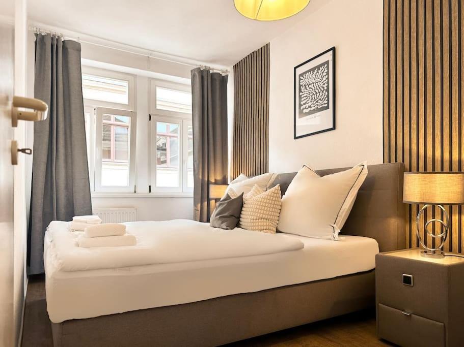 Modern Eingerichtete Wohnung Im Stadtzentrum Zittau Kostenloser Parkplatz Kültér fotó
