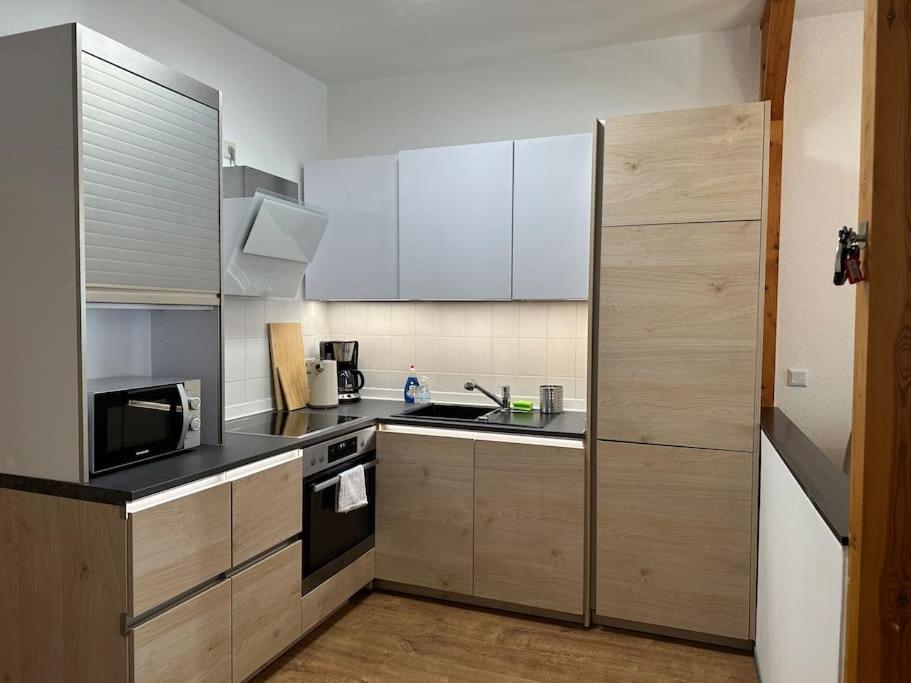 Modern Eingerichtete Wohnung Im Stadtzentrum Zittau Kostenloser Parkplatz Kültér fotó