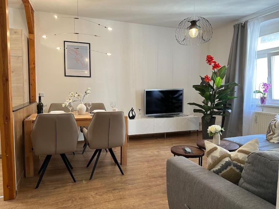 Modern Eingerichtete Wohnung Im Stadtzentrum Zittau Kostenloser Parkplatz Kültér fotó
